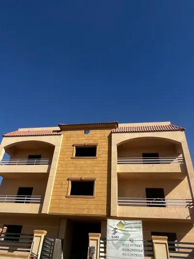 شقة للبيع في مدينة الشروق