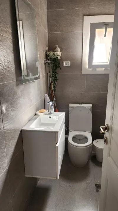 شقه في الشروق ٢ علي طريق السويس بجوار open air مادينتي