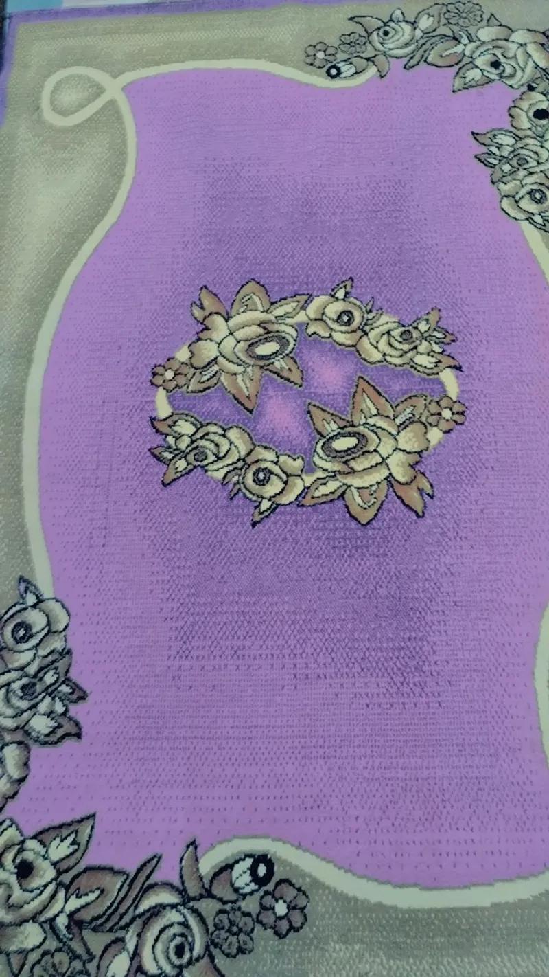 سجاد وموكيت للبيع بحالة جيدة