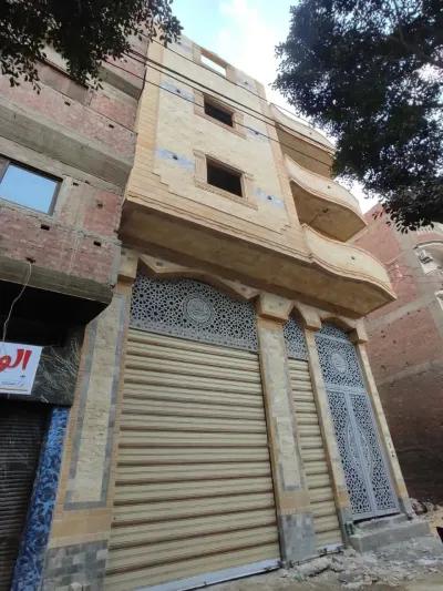 عمارة سكنية للبيع في المحلة الكبرى