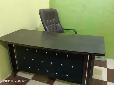 مكتب مدير - مكتب مدير استعمال بسيط لا يوجد به خدوش في شبرا الخيمة, القليوبية - 2,000 EGP