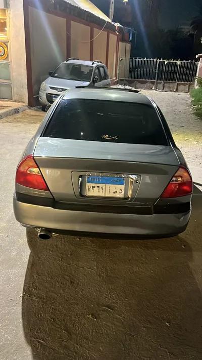 ميتسوبيشي ميراج 1999