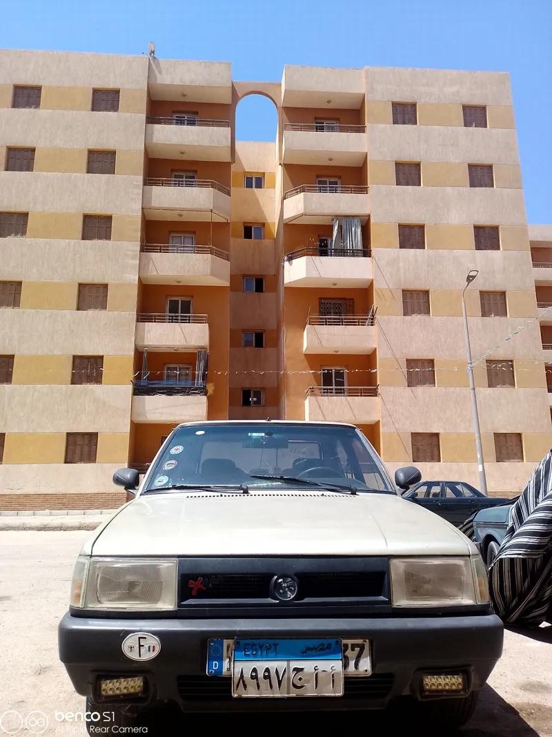 للبيع سياره شاهين