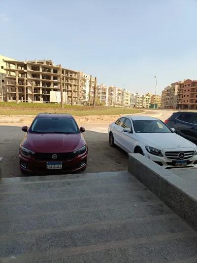 دوبلكس للبيع في حي اللوتس