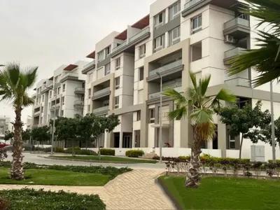 شقة للبيع في هايد بارك