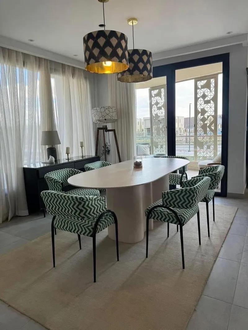 شقة لقطة للبيع بمقدم 790 الف