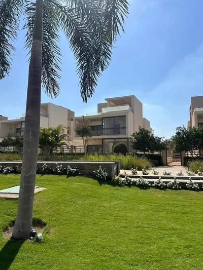 شقة للبيع في فيفث سكوير