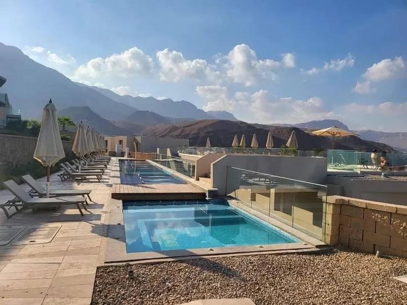 شالية بجاردن متشطب بالكامل