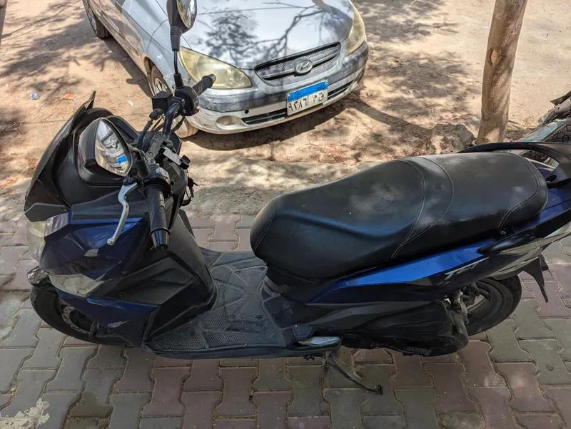 سكوتر جيت 14 SYM موديل 2022 كربراتير بحاله ممتازه