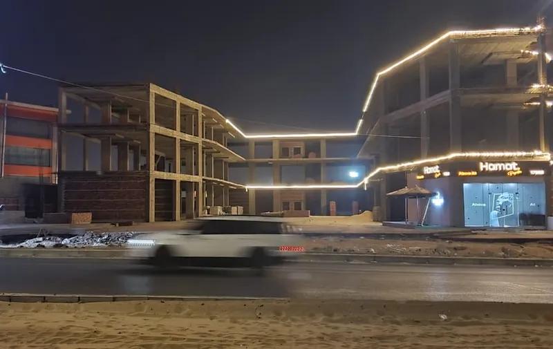 محل ارضي واجهة , جاهز للمعاينة , علي التسعين الشمالي