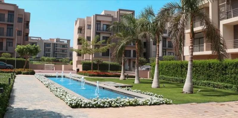 شقة للبيع استلام فوري في fifth square متشطبة سوبر لوكس