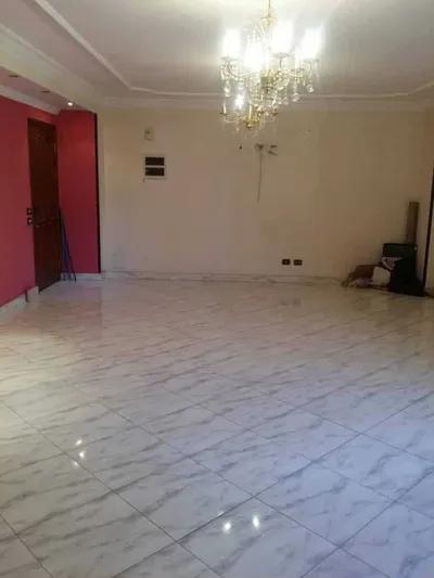 شقة للبيع في مركز الجيزة