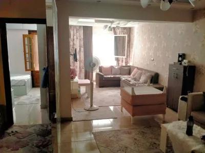 شقة للبيع في باكوس