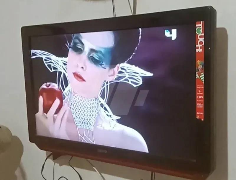 شاشة سانيو 32 بوصة (LCD) وارد الخارج