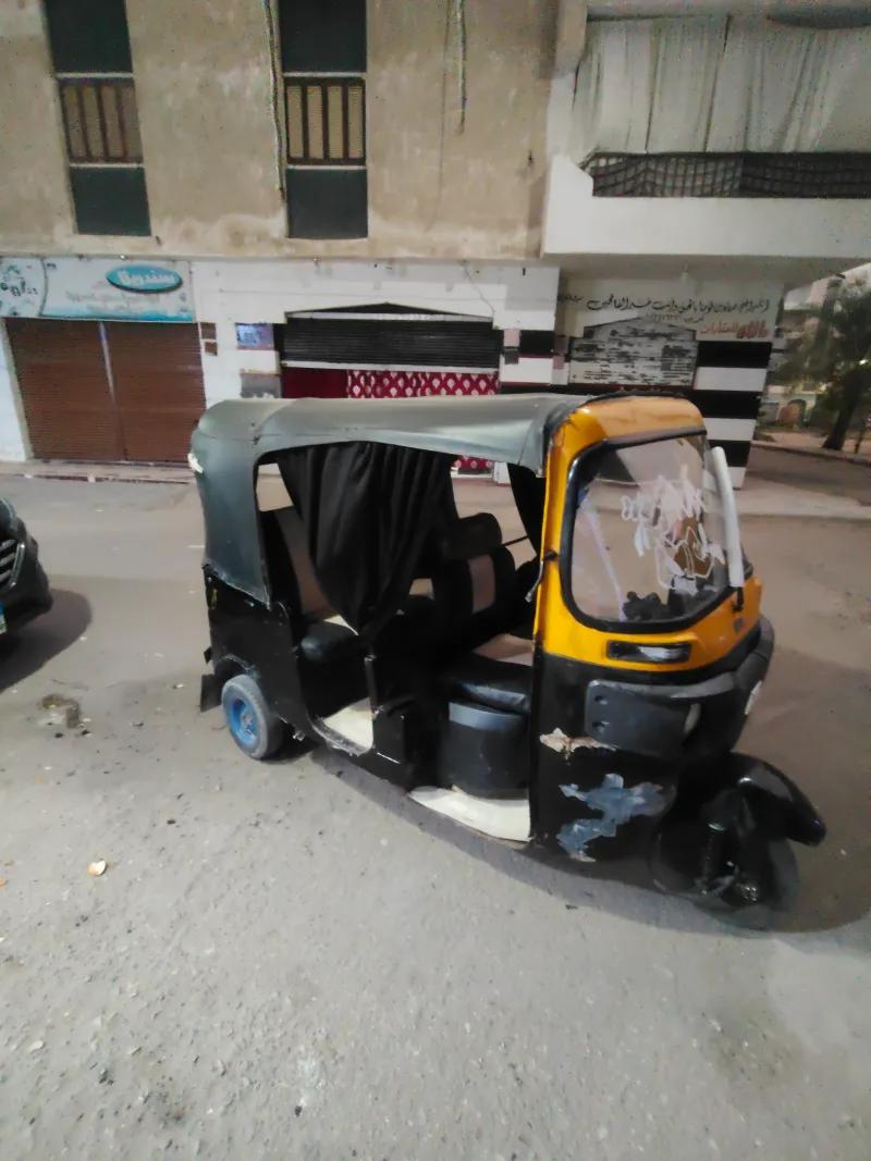 توكتوك للبيع