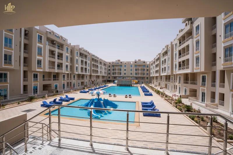 شقه فيو عالشارع الرئيسي في الانتر الغردقه 35%