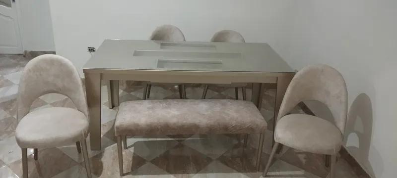 سفره ونيش جديد لعروسه مكملش شهرين البيع ضرورى لغرض النقل