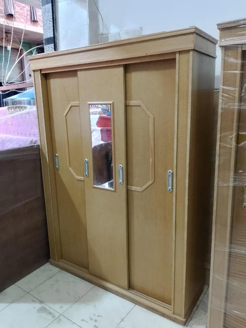 دولاب جديد 3 ضلفه جرار مقاس 160 خشب كونتر حاجه نضيفه جدا