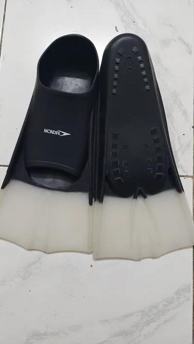 زعانف بطة في باب الشعرية, القاهرة - 400 EGP