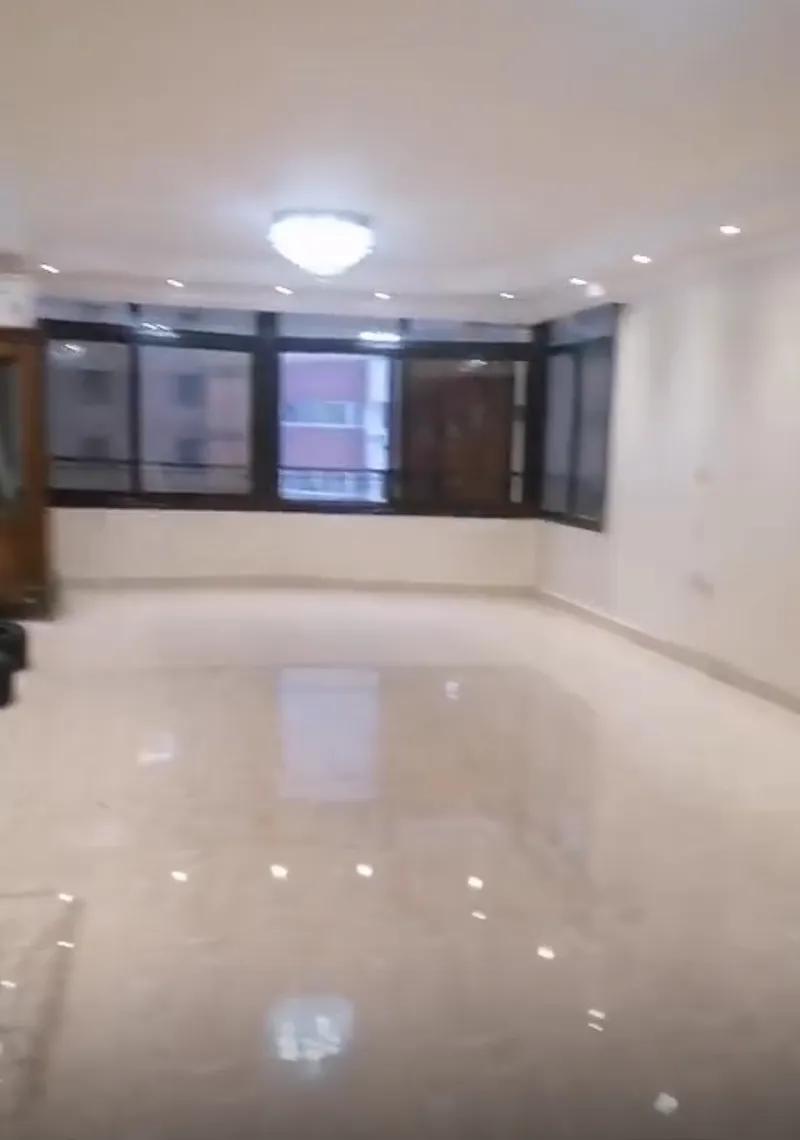 شقة للبيع – موقع مميز بالمريوطية فيصل