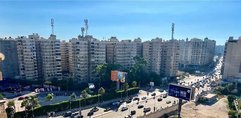 شقة لقطة 175م للبيع بكمبوند توب هاوس - سموحة