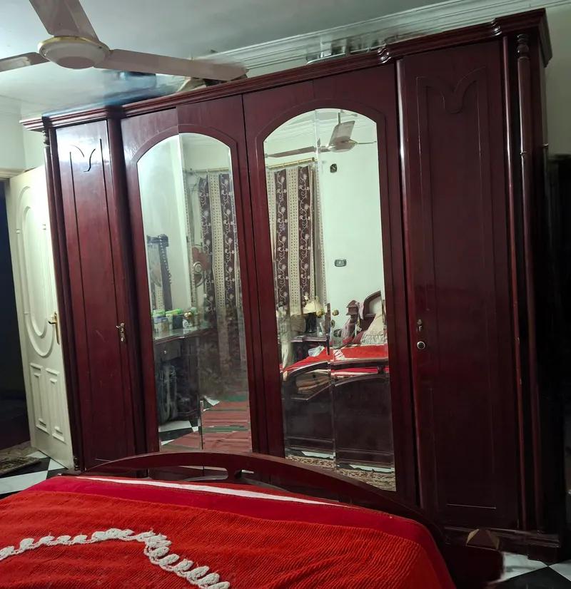 غرفة نوم خشب أرو