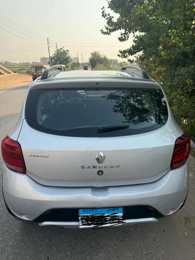 رينو ستيب واي 2018 فابريكا