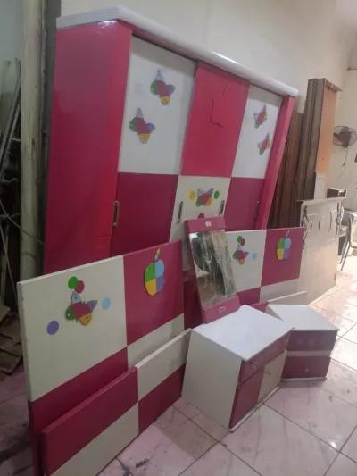 غرفة اطفال عمولة خشب كونتر إندونيسي دولاب ٣ درف جرار عرض في المرج, القاهرة - 7,700 EGP