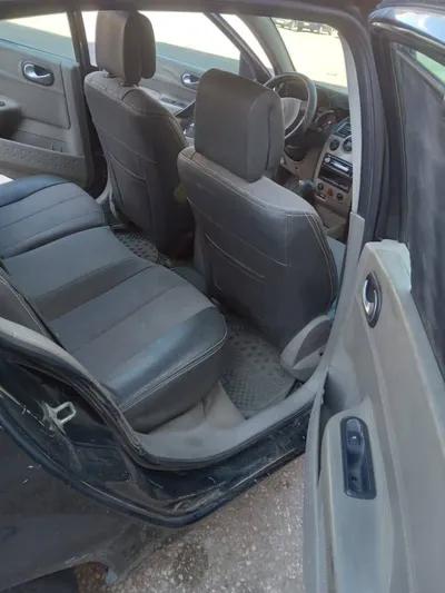 رينو ميجان 2006