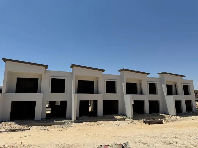 شاليه للبيع ف كالي كوست راس الحكمة بمقدم 10%و تقسيط علي 10 سنين