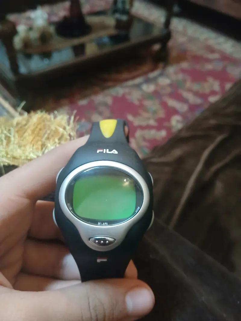 ساعه من شركه Fila