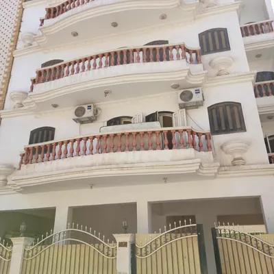 عمارة سكنية للبيع في العاشر من رمضان