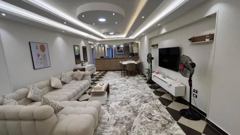 شقة للبيع باللبيني هرم