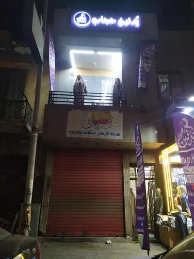 محل للإيجار في موقع مميز جدًا – باب الشعرية