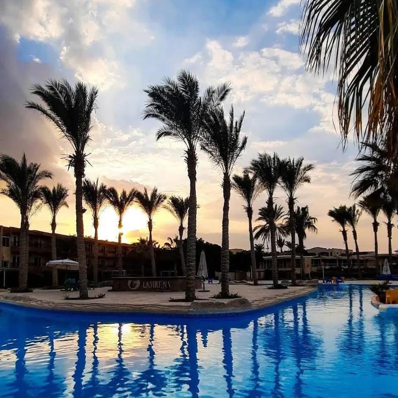 شالية للايجار اليومي قرية لاسيرينا ريد كاربت العين السخنة