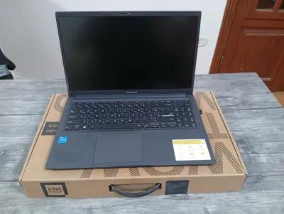 لاب توب Asus Vivobook في حدائق حلوان, القاهرة - 25,000 EGP