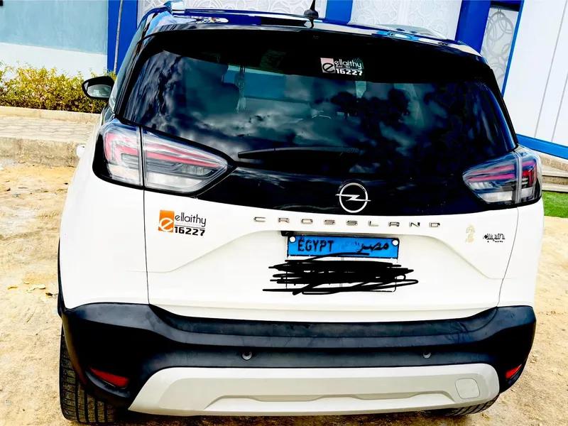 اوبل كروس لاند توب لاين 2021