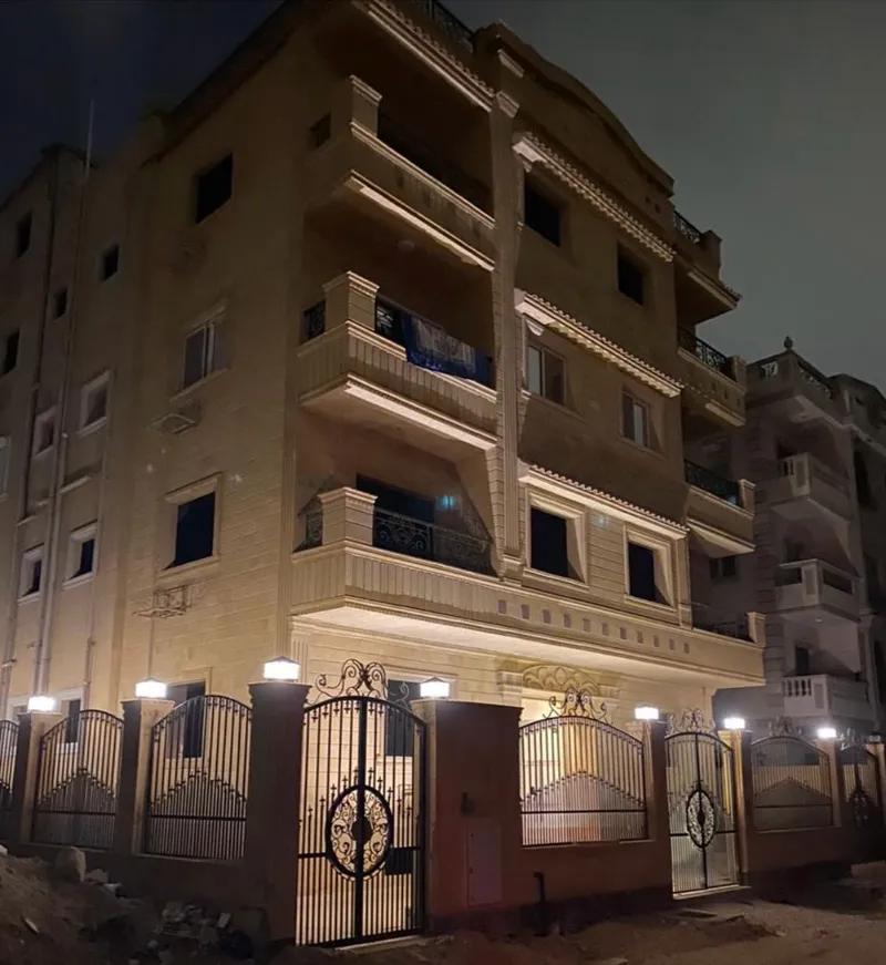 شقة بموقع متميز غير متوقع سعرها بالتجمع الخامس