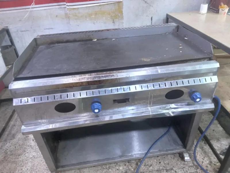 جريل للبيع معاه اتنين قلايه