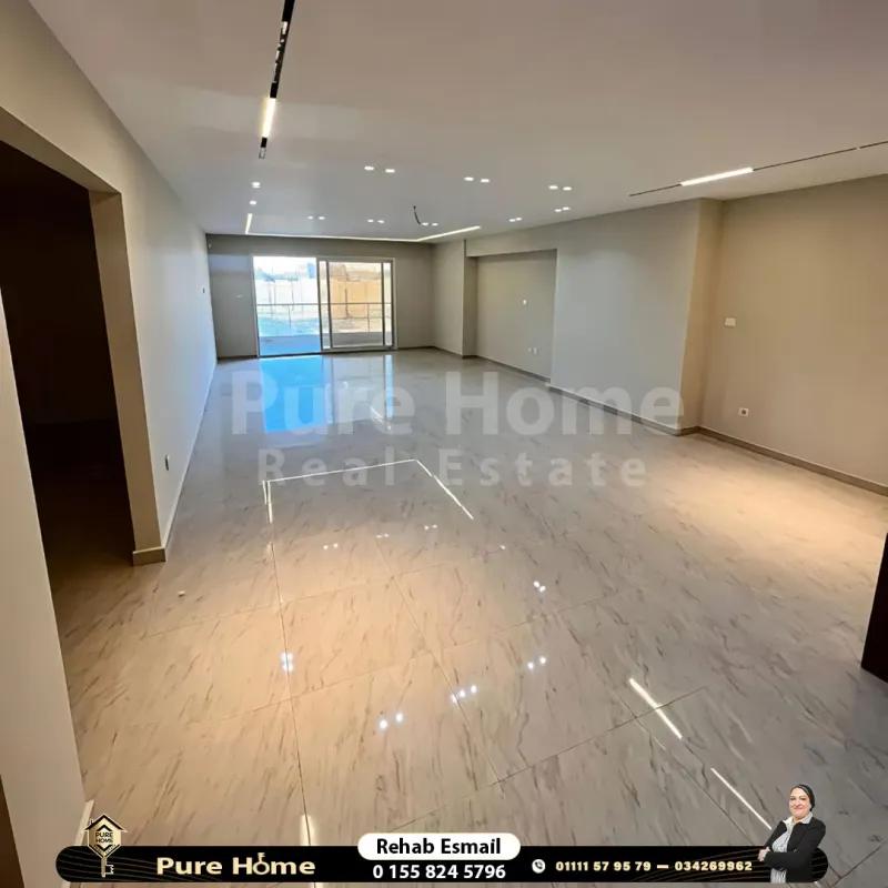 شقة للايجار - سموحة - كومبوند جراند فيو