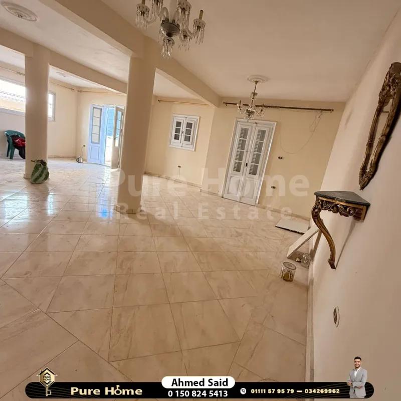 شقة للايجار - محرم بك