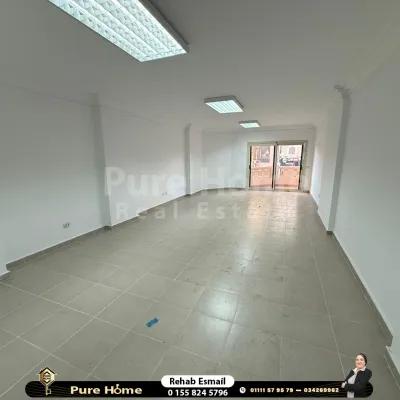 شقة للايجار (تصلح سكني او اداري ) - سموحة - المربع الذهبي