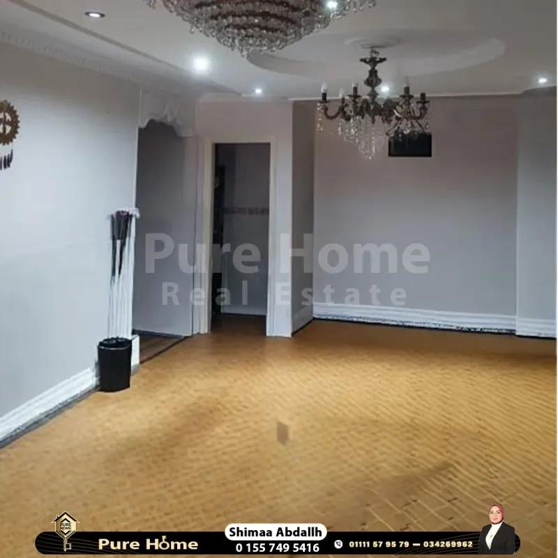 شقة للايجار - زيزينيا - خطوات من شارع أبوقير