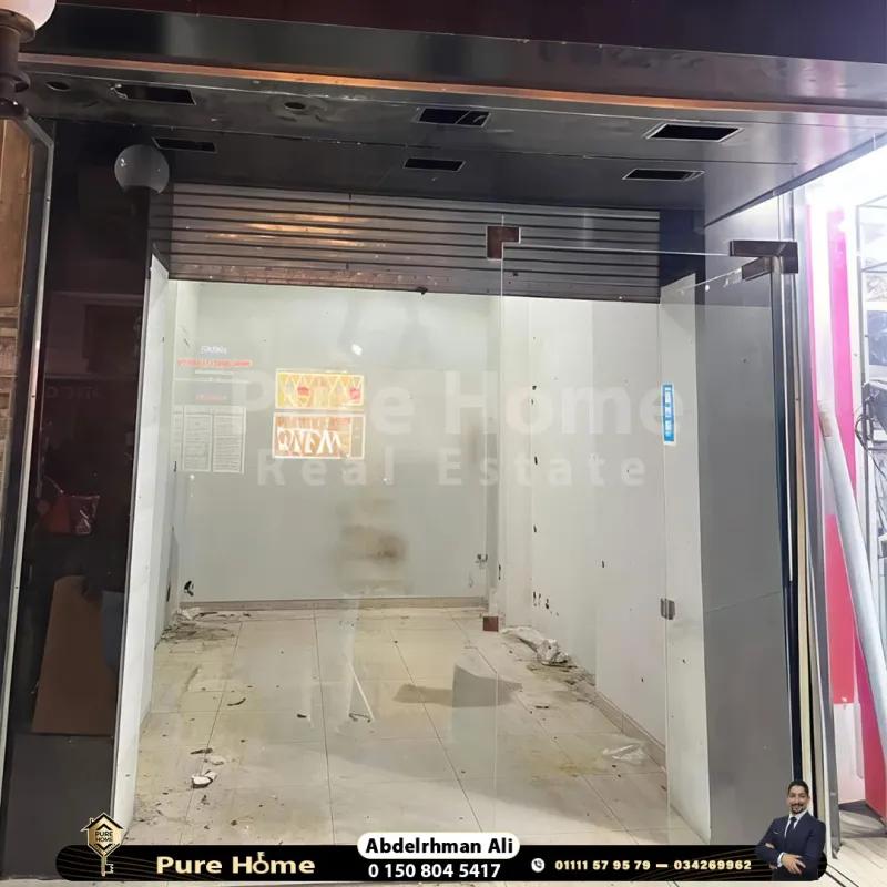 محل للبيع - شارع مصطفي كامل الرئيسي