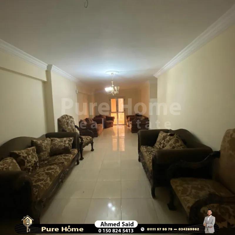 شقة للبيع في جناكليس