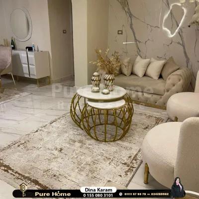 شقة للبيع في سموحة