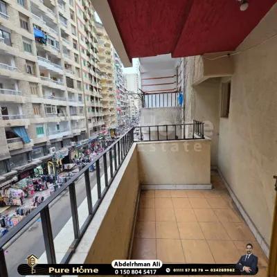 شقة للبيع في ميامي