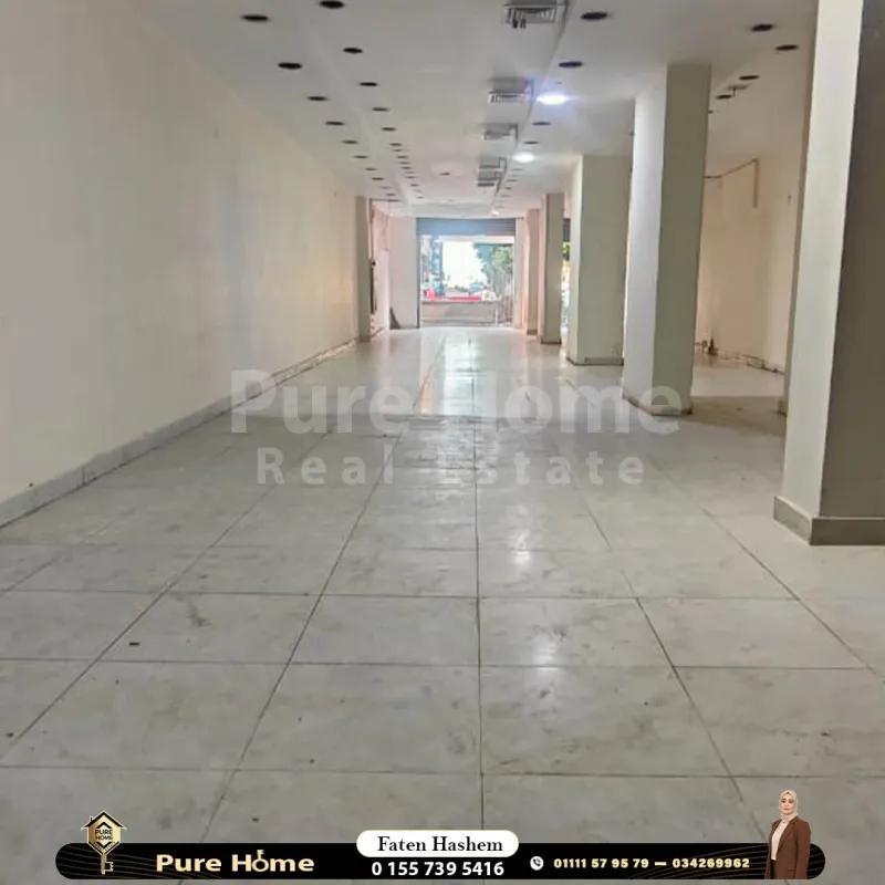 محل مميز للايجار - جليم - شارع رئيسي