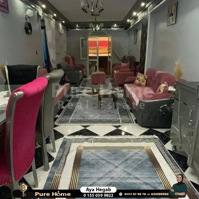 شقه للبيع - الحضرة - خطوات من المحمودية