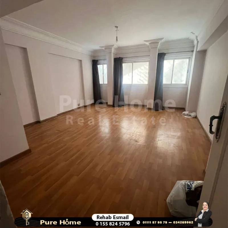 شقة للبيع – سان ستيفانو - خطوات من الترام